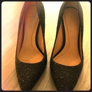 Vince Camuto “Imagine” shimmer heel